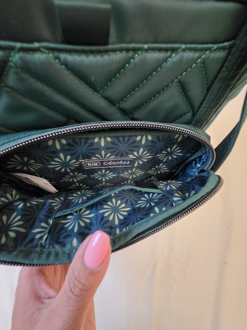 Lug Wickedly Green Catamaran With Anchor Medium Tote Bag - Picture 4 of 5